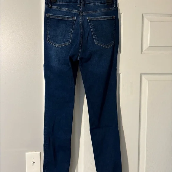 Women's Good American Always Fits Good Jeans - Picture 2 of 2